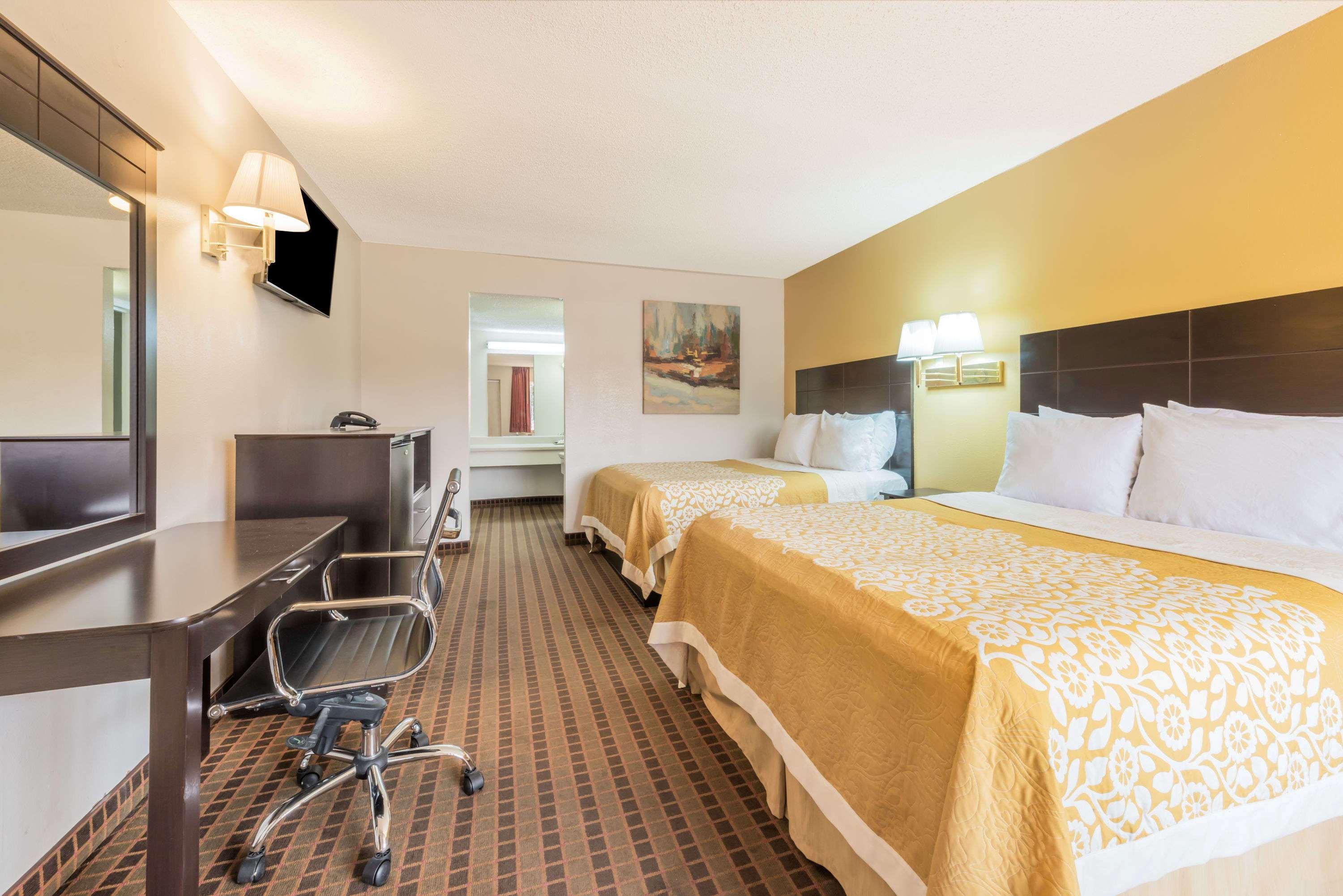 Days Inn South Fort Worth Exterior foto